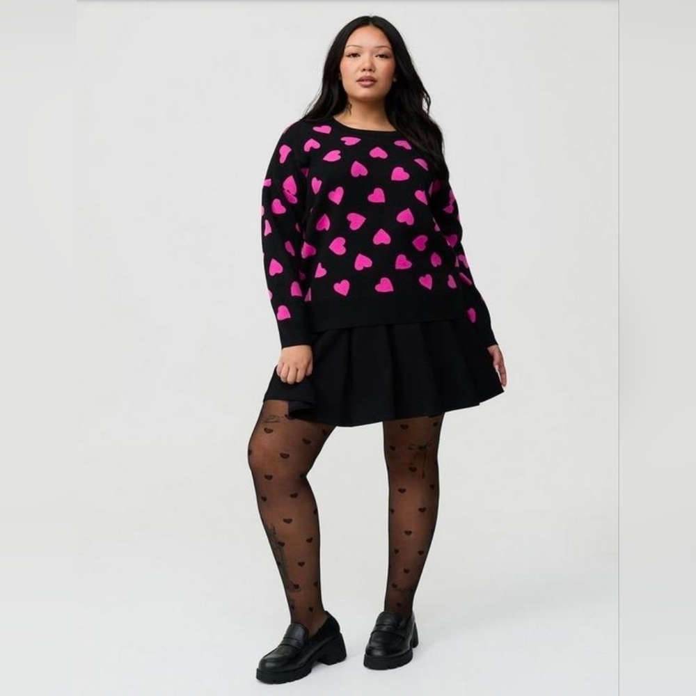 Torrid - 00/0 or M/L Black Allover Heart Tights​​​